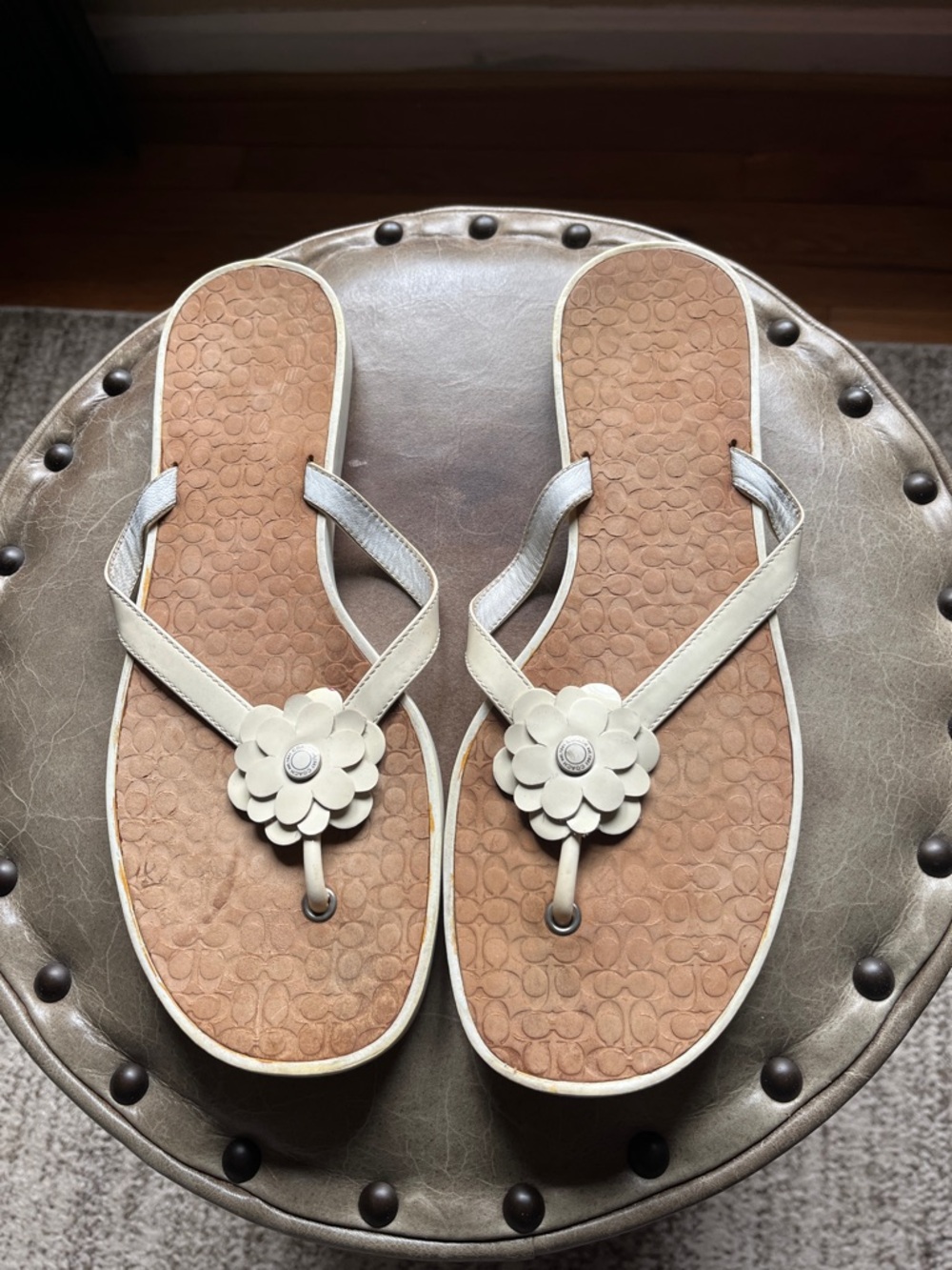 Coach Ivory Floral Thong Sandals with Tan Footbed, fits 8.5 to 9 woman